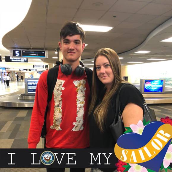 Meet your Posher, Lisa - Picture 1 of 1